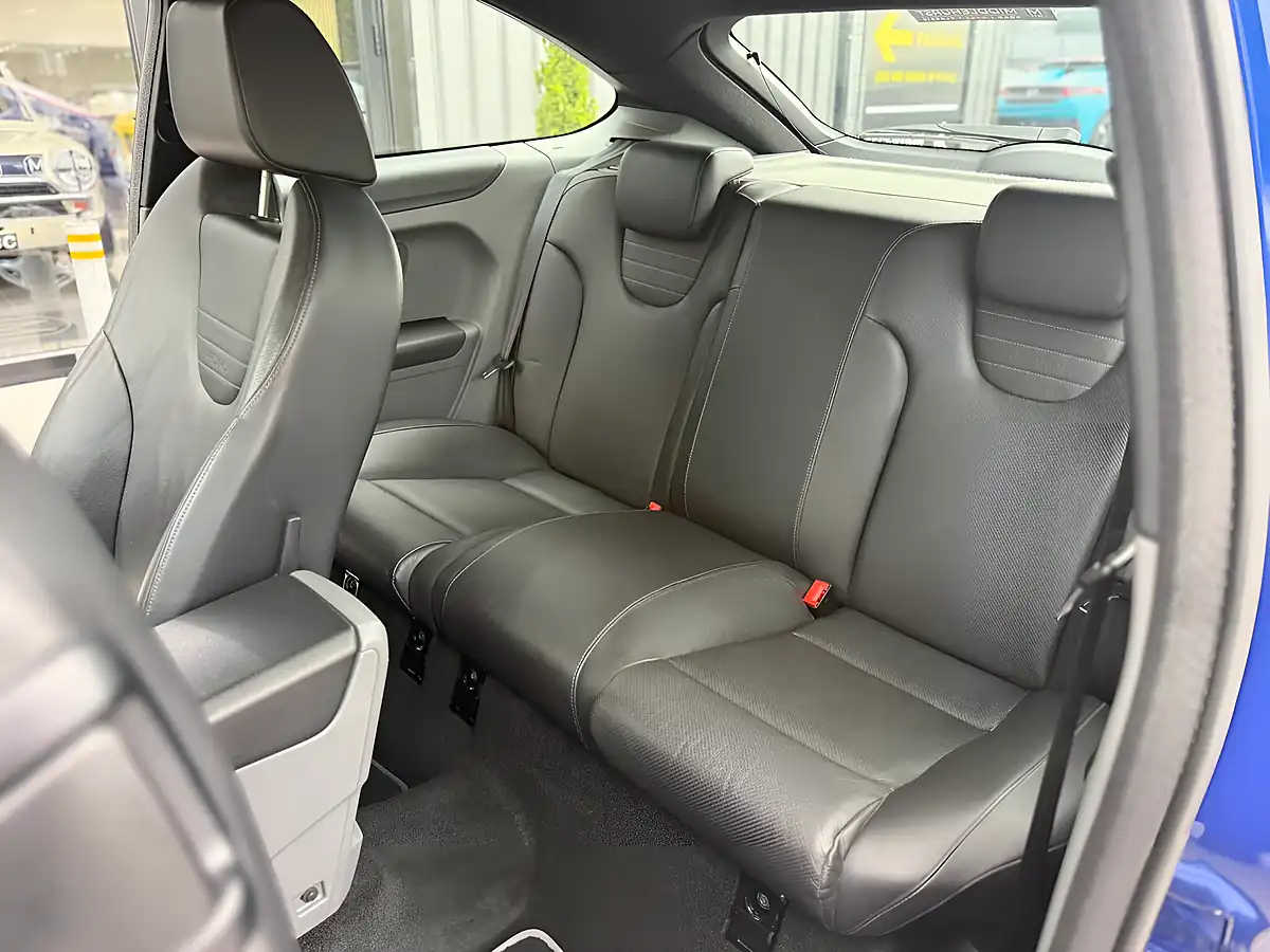 Used 2010 Ford Focus ST-3 Blue - Interior and Exterior details 14