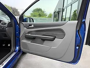 Used 2010 Ford Focus ST-3 Blue - Interior and Exterior details 9