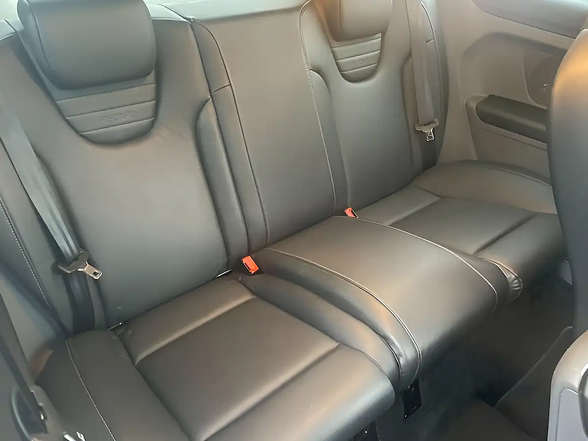 Used 2010 Ford Focus ST-3 White - Interior and Exterior details 13