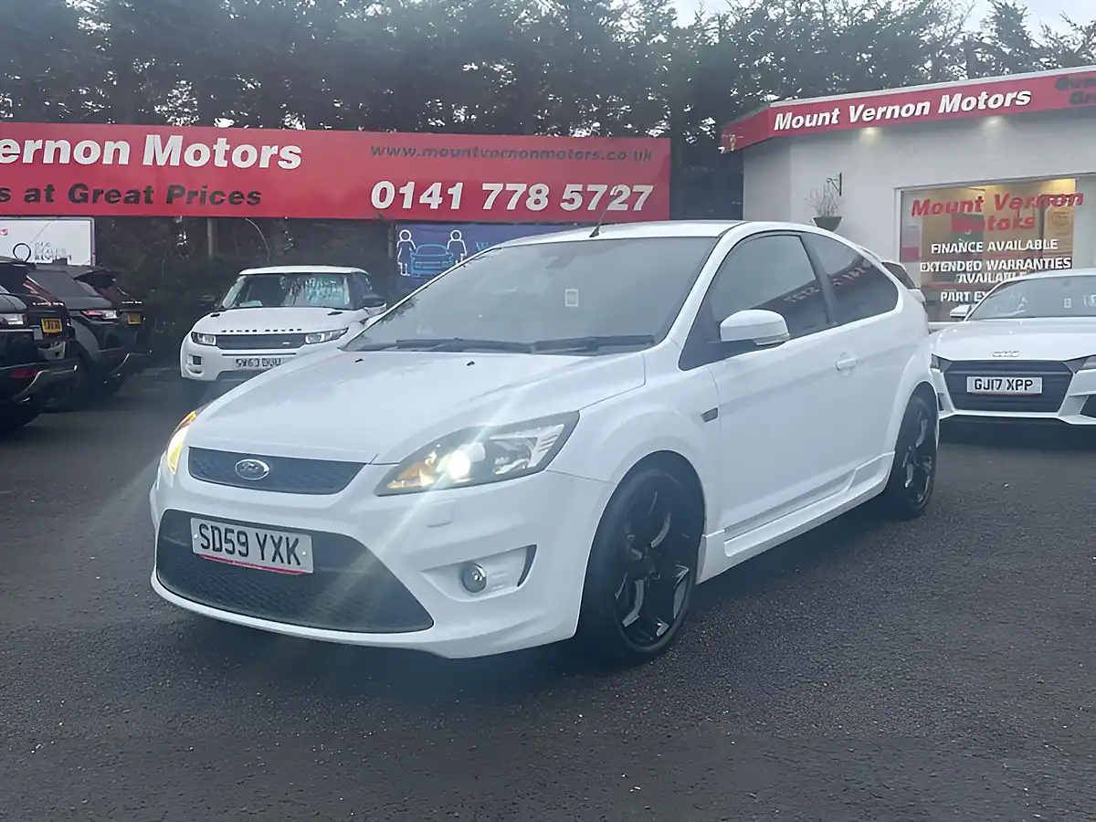Used 2010 Ford Focus ST-3 White - Interior and Exterior details 15