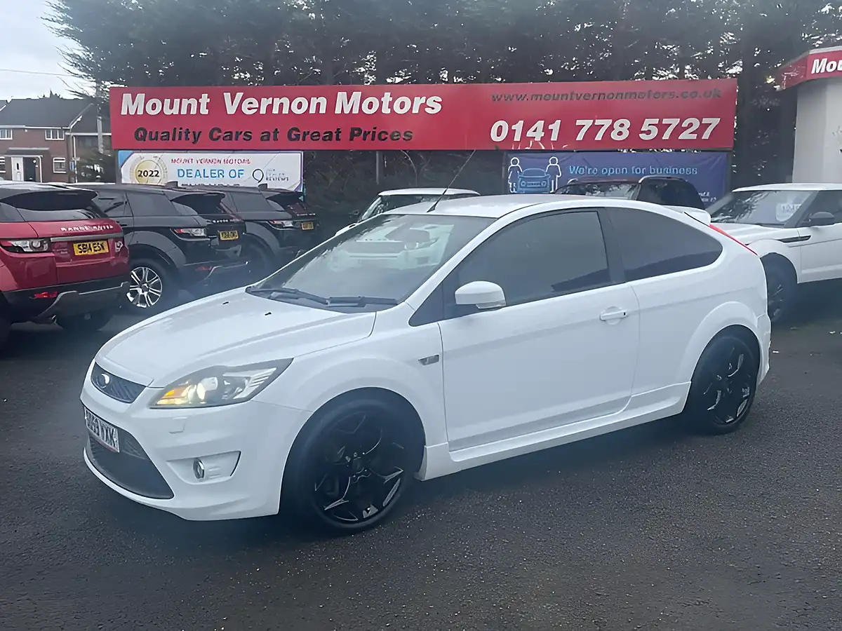 Used 2010 Ford Focus ST-3 White - Interior and Exterior details 17