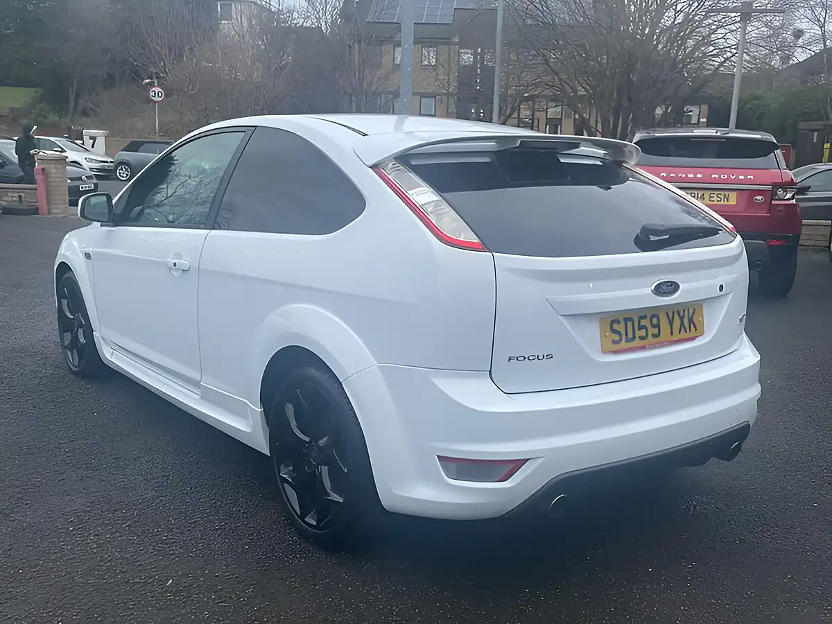 Used 2010 Ford Focus ST-3 White - Interior and Exterior details 6