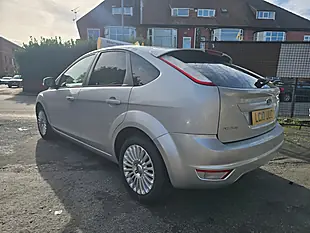 Used 2010 Ford Focus Titanium Silver - Interior and Exterior details 8
