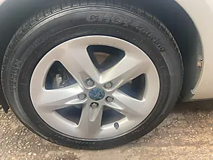 Used 2010 Ford Focus Zetec Silver - Interior and Exterior details 12