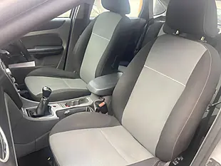 Used 2010 Ford Focus Zetec Silver - Interior and Exterior details 18