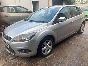 Used 2010 Ford Focus Zetec Silver - Interior and Exterior details 3