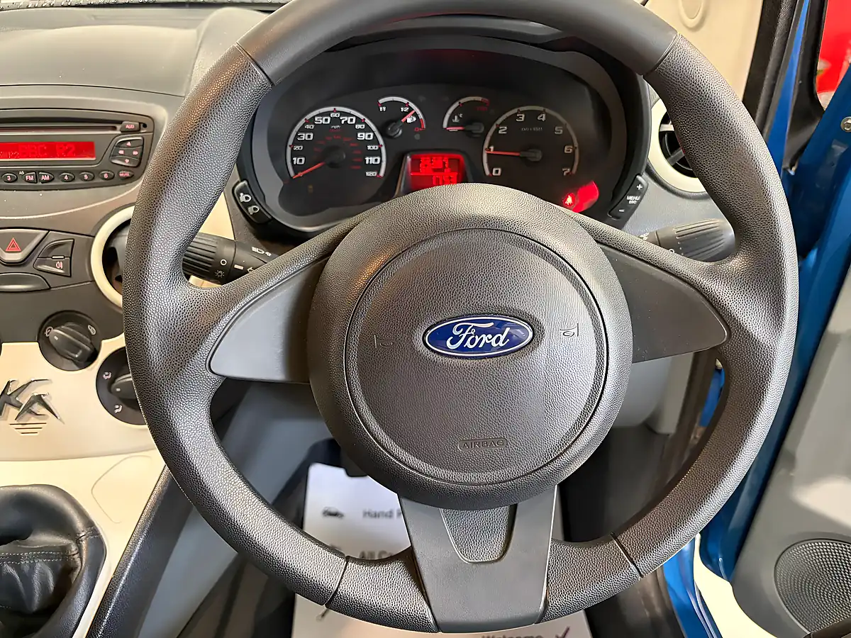 Used 2010 Ford Ka Studio Blue - Interior and Exterior details 12