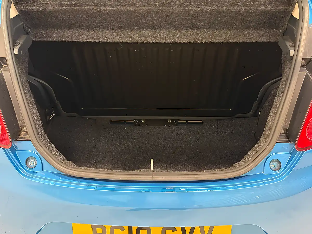 Used 2010 Ford Ka Studio Blue - Interior and Exterior details 13