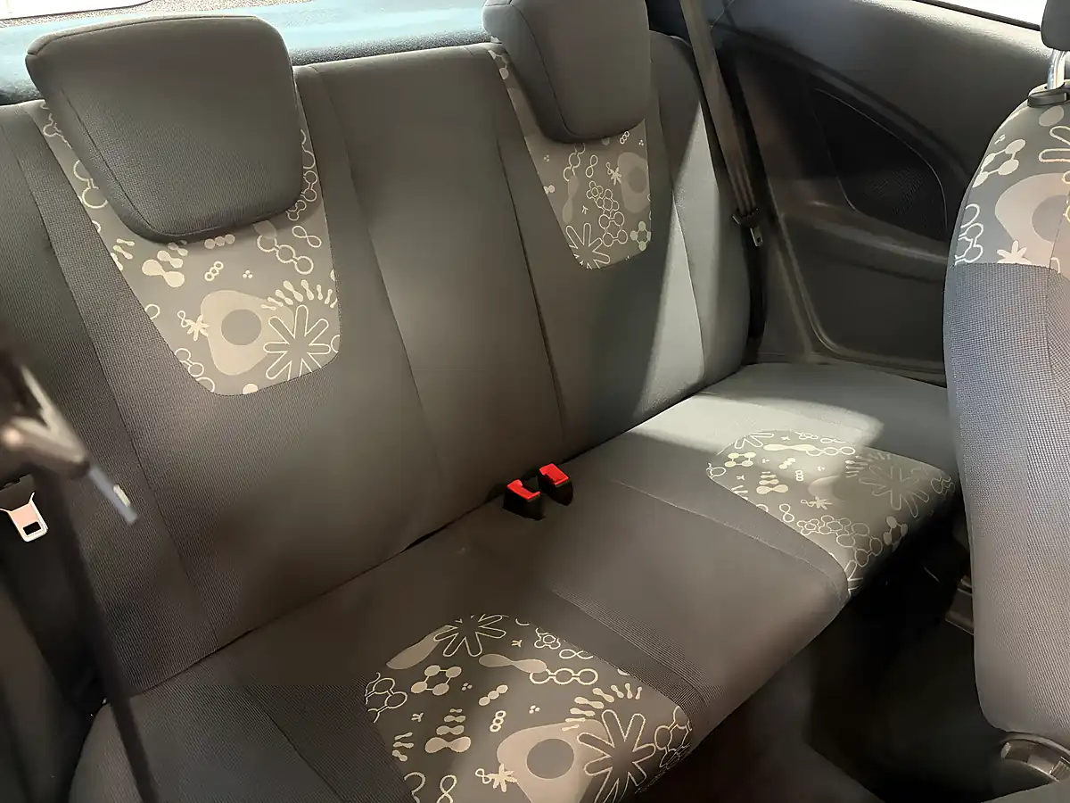Used 2010 Ford Ka Studio Blue - Interior and Exterior details 20