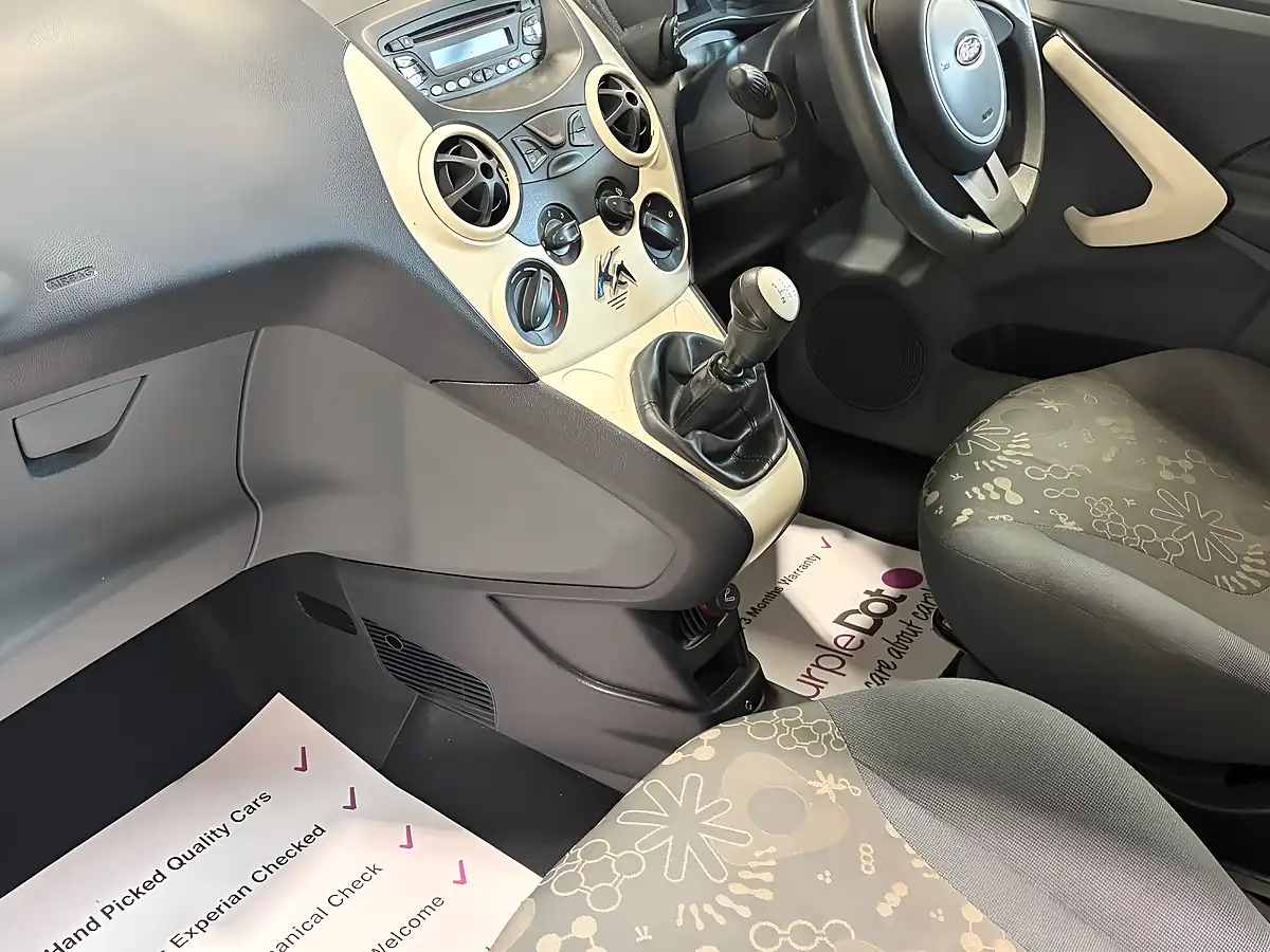 Used 2010 Ford Ka Studio White - Interior and Exterior details 12