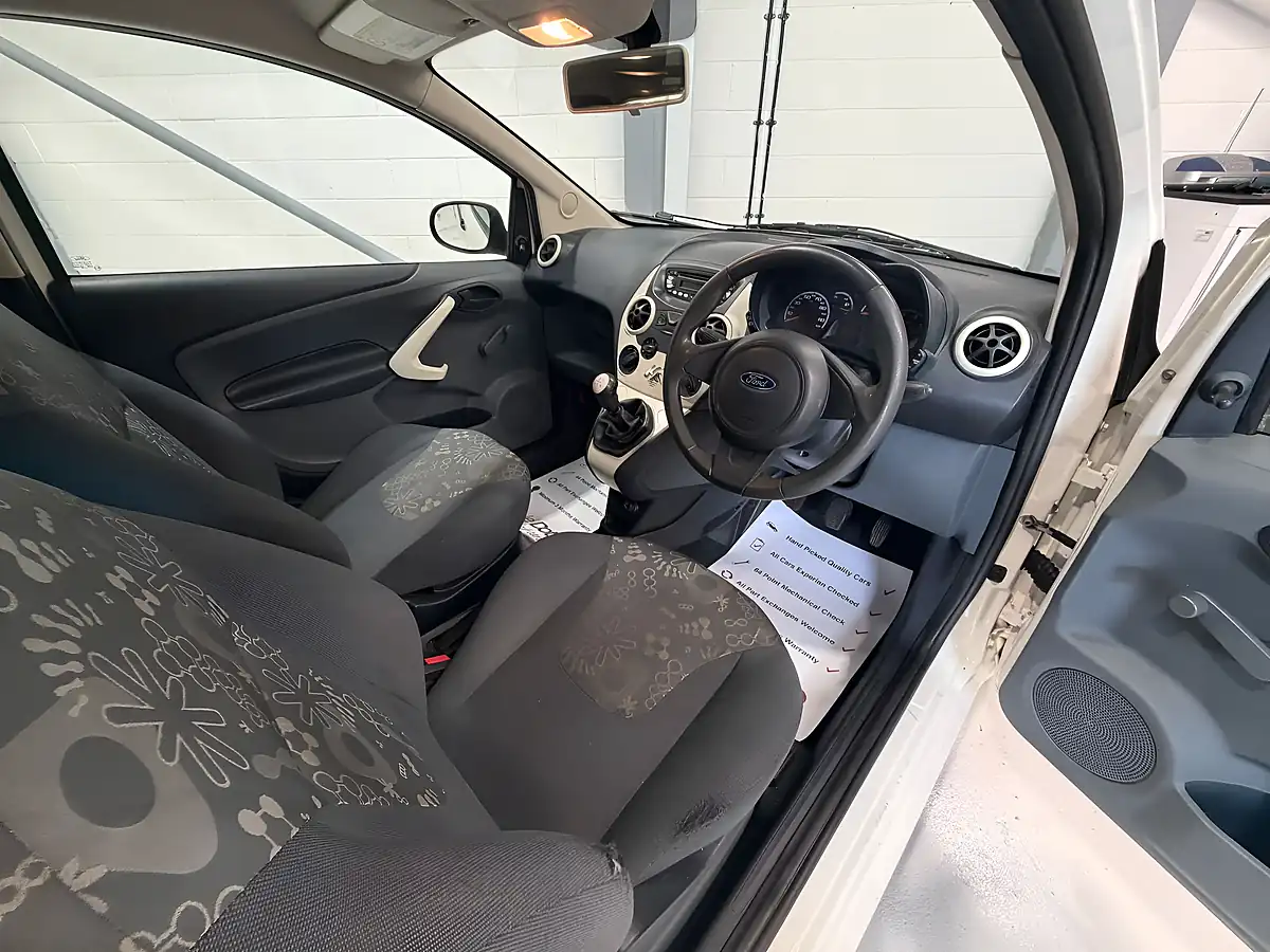 Used 2010 Ford Ka Studio White - Interior and Exterior details 19