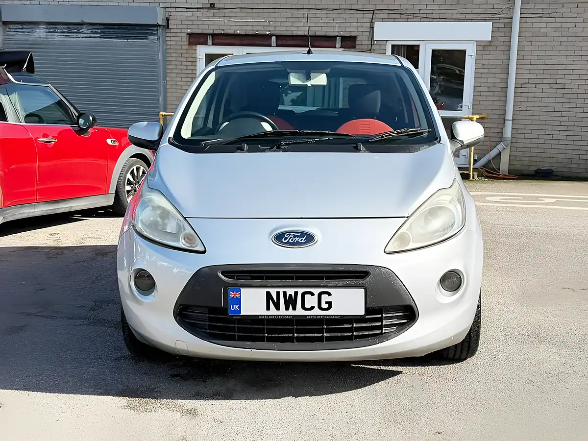 Used 2010 Ford Ka Titanium Silver - Interior and Exterior details 3