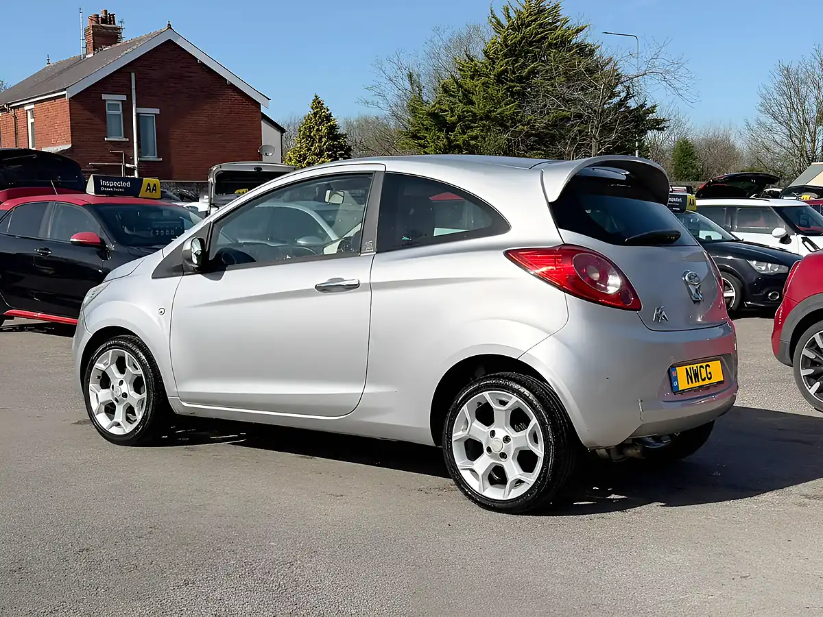 Used 2010 Ford Ka Titanium Silver - Interior and Exterior details 6