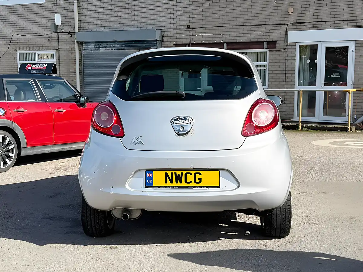 Used 2010 Ford Ka Titanium Silver - Interior and Exterior details 8