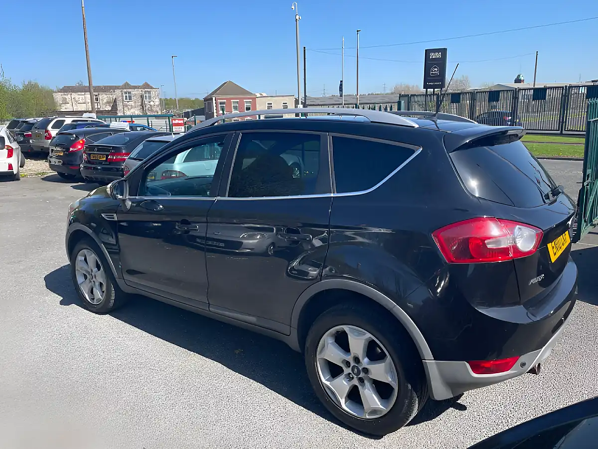 Used 2010 Ford Kuga Titanium Black - Interior and Exterior details 7