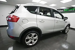 Used 2010 Ford Kuga Titanium Silver - Interior and Exterior details 3