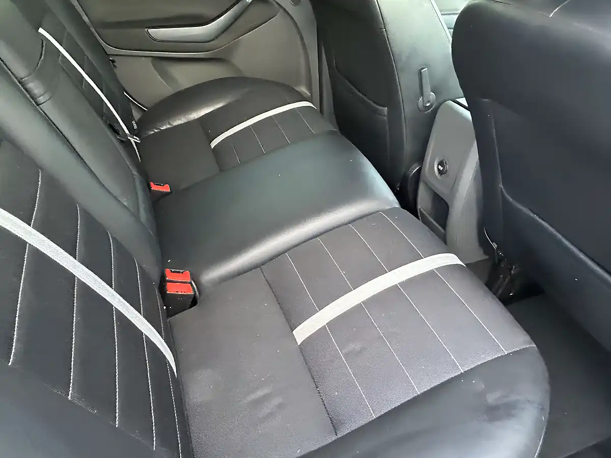 Used 2010 Ford Kuga Titanium White - Interior and Exterior details 19