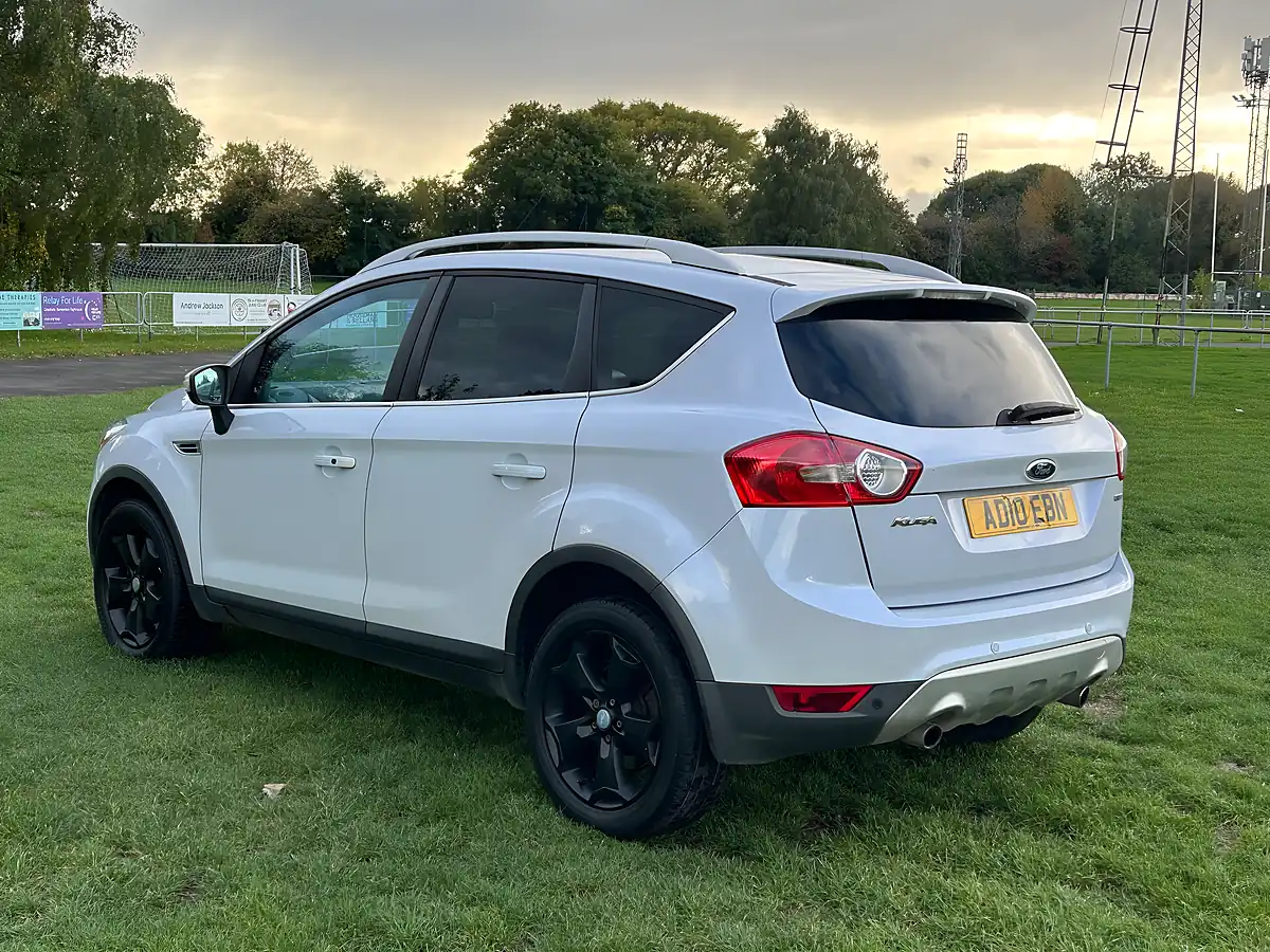 Used 2010 Ford Kuga Titanium White - Interior and Exterior details 7