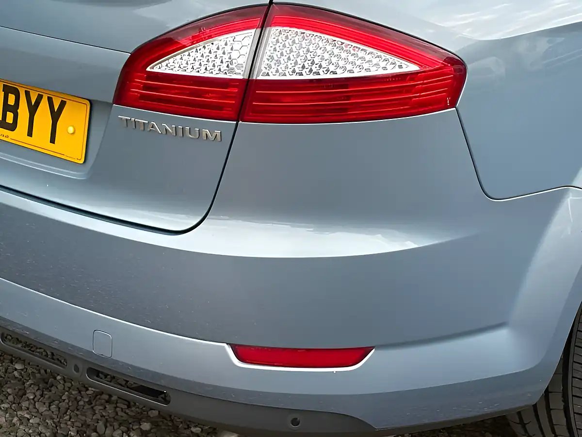 Used 2010 Ford Mondeo Titanium Blue - Interior and Exterior details 10