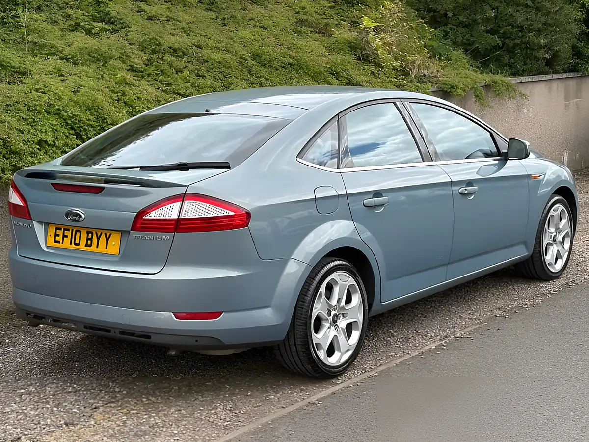Used 2010 Ford Mondeo Titanium Blue - Interior and Exterior details 13