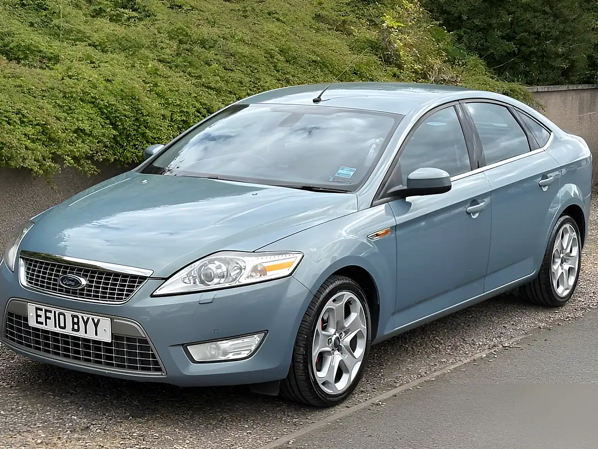 Used 2010 Ford Mondeo Titanium Blue - Interior and Exterior details 14