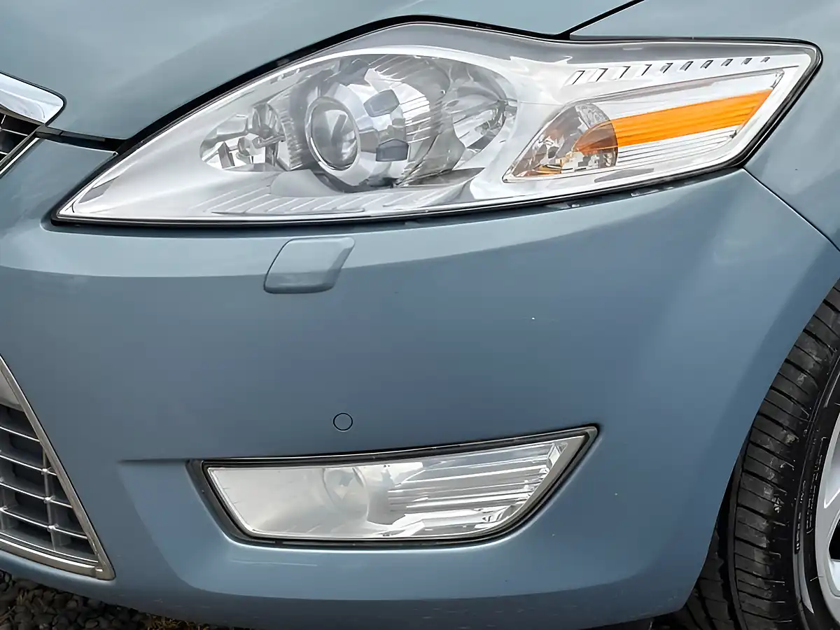 Used 2010 Ford Mondeo Titanium Blue - Interior and Exterior details 8
