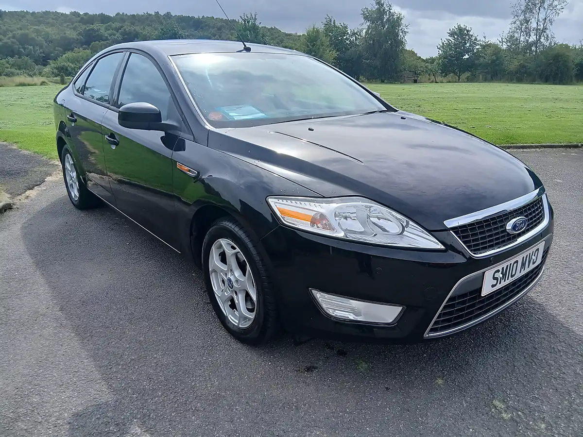 Used 2010 Ford Mondeo Zetec Black - Front View