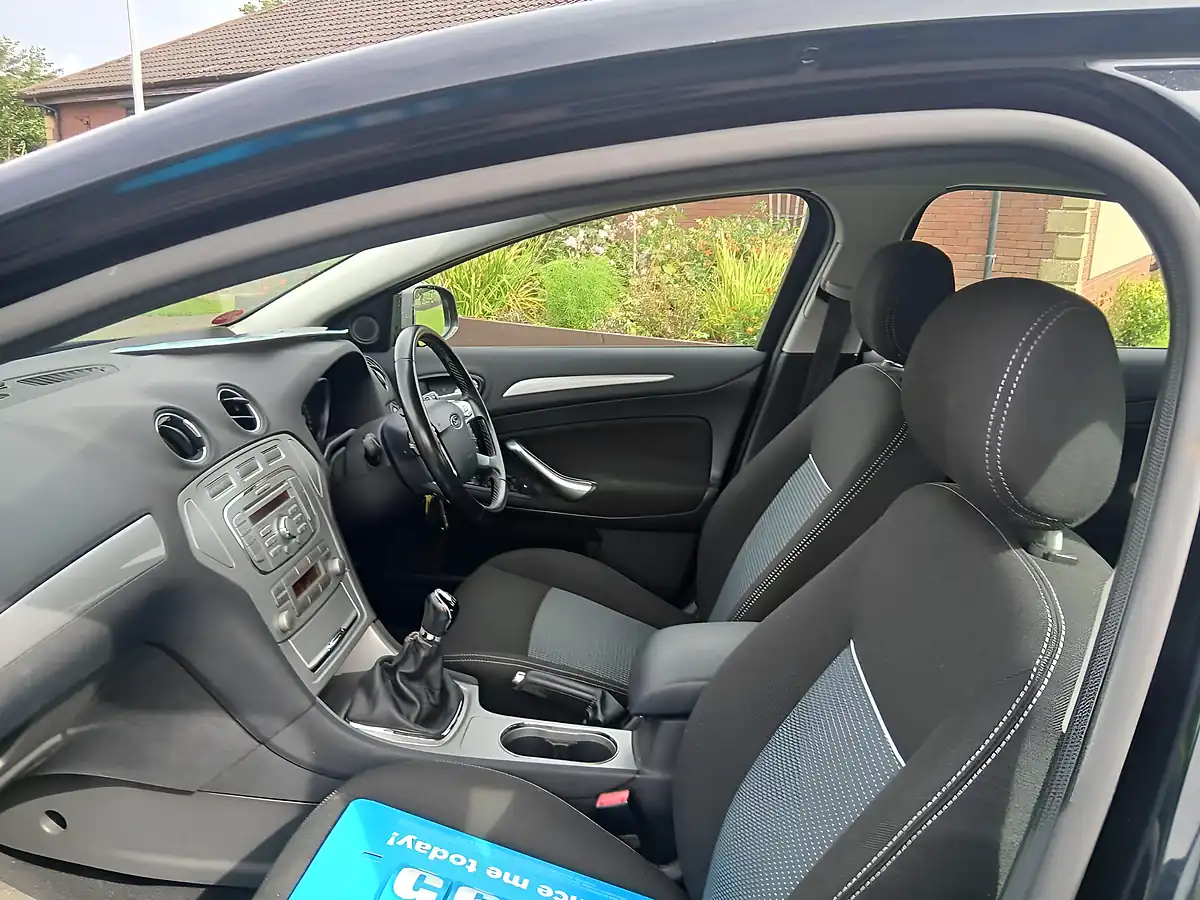Used 2010 Ford Mondeo Zetec Black - Interior and Exterior details 14