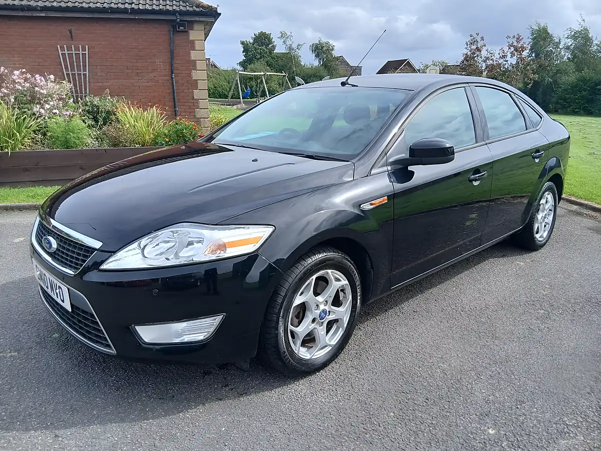 Used 2010 Ford Mondeo Zetec Black - Interior and Exterior details 4
