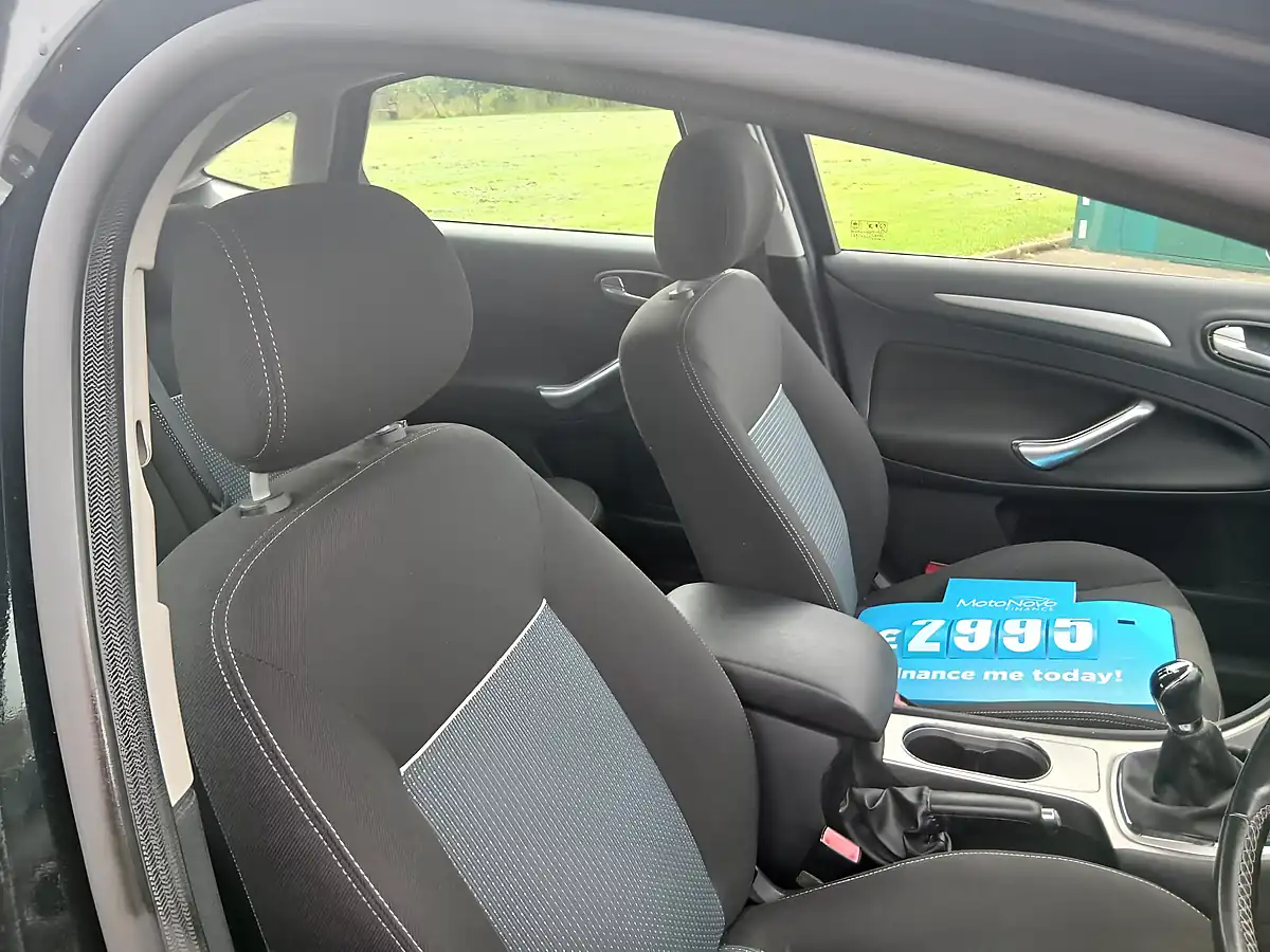 Used 2010 Ford Mondeo Zetec Black - Interior and Exterior details 8