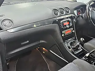 Used 2010 Ford S-Max Titanium Silver - Interior and Exterior details 11