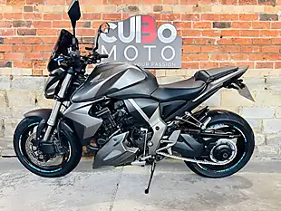 Used 2010 Honda CB1000R R9 Silver - Interior and Exterior details 11