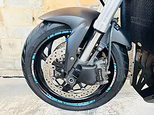 Used 2010 Honda CB1000R R9 Silver - Interior and Exterior details 14