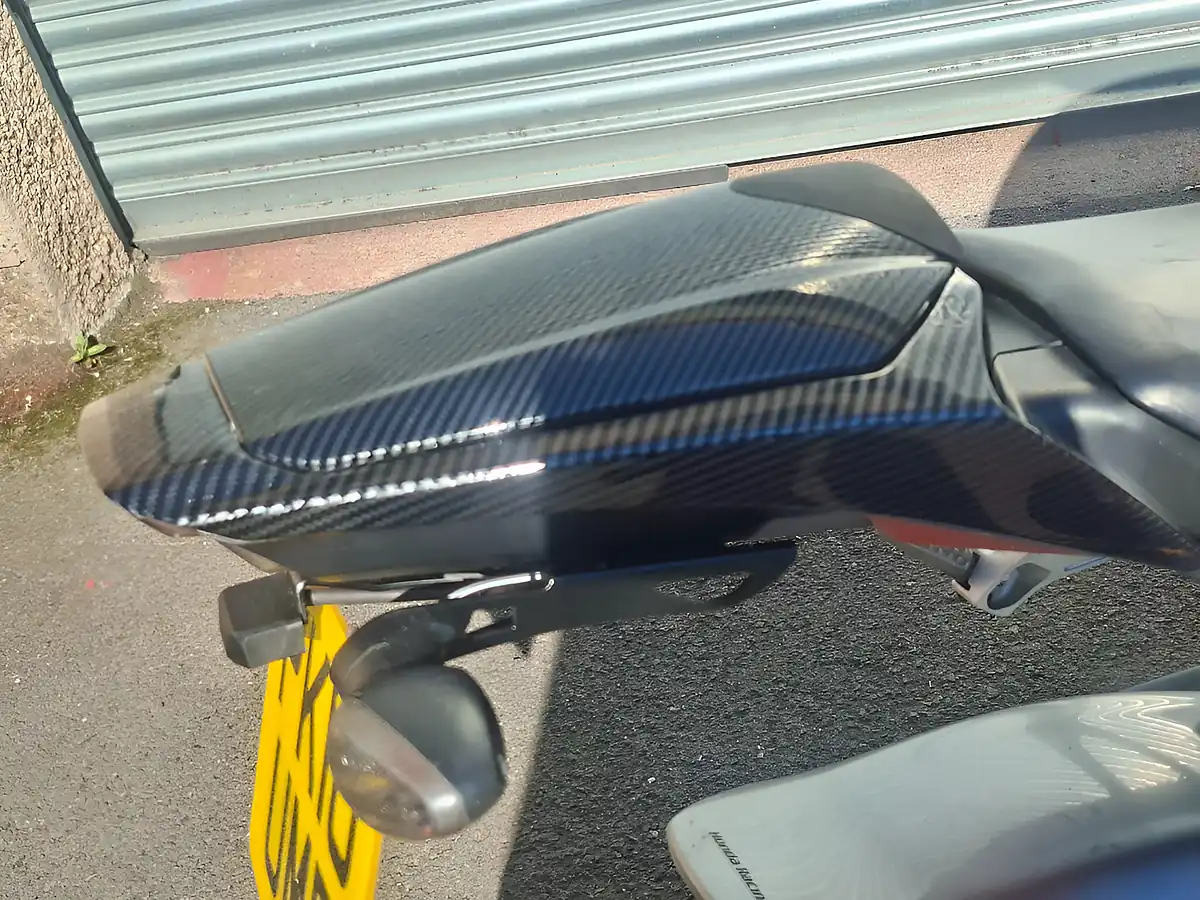 Used 2010 Honda Cbr Silver - Interior and Exterior details 12