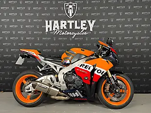 Used 2010 Honda CBR1000RR Fireblade Repsol Orange/Red/White - Interior and Exterior details 2