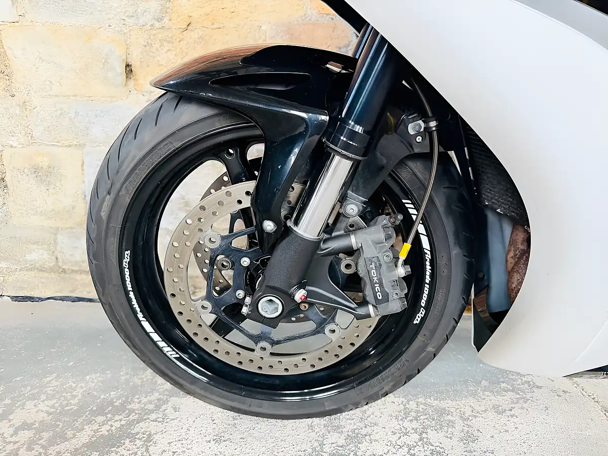 Used 2010 Honda Cbr1000rr Fireblade Rr a Black - Interior and Exterior details 14
