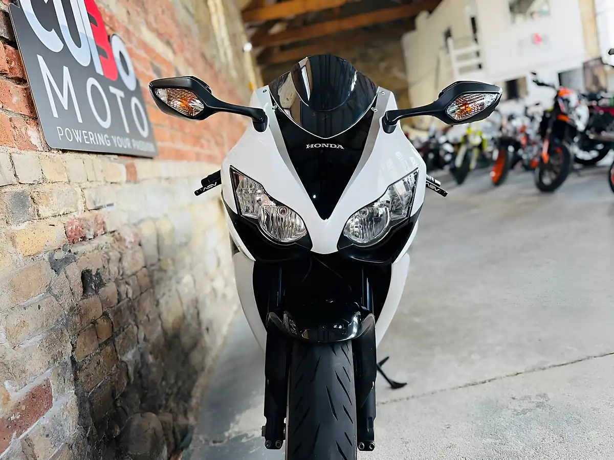 Used 2010 Honda Cbr1000rr Fireblade Rr a Black - Interior and Exterior details 19