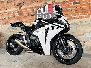 Used 2010 Honda Cbr1000rr Fireblade Rr a Black - Interior and Exterior details 3