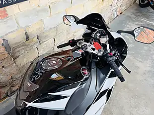 Used 2010 Honda Cbr1000rr Fireblade Rr a Black - Interior and Exterior details 8