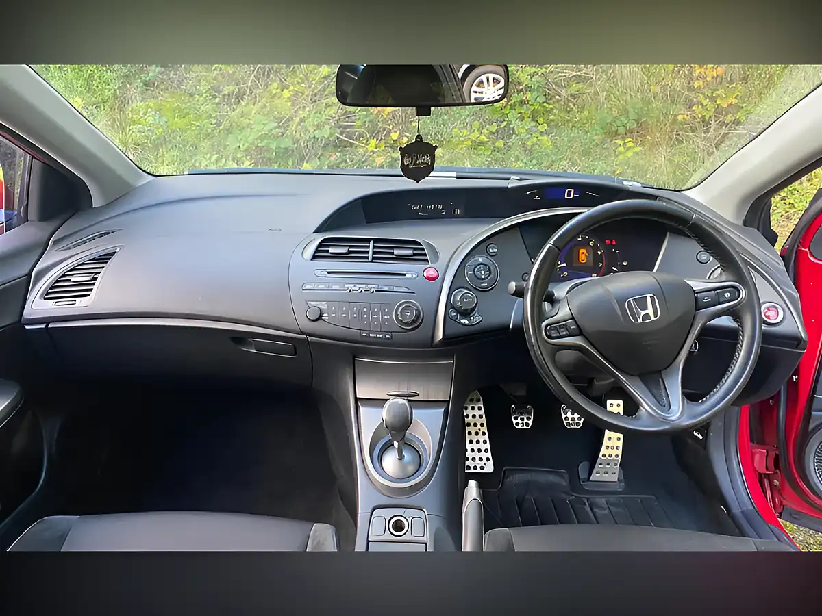 Used 2010 Honda Civic Type S Red - Interior and Exterior details 3