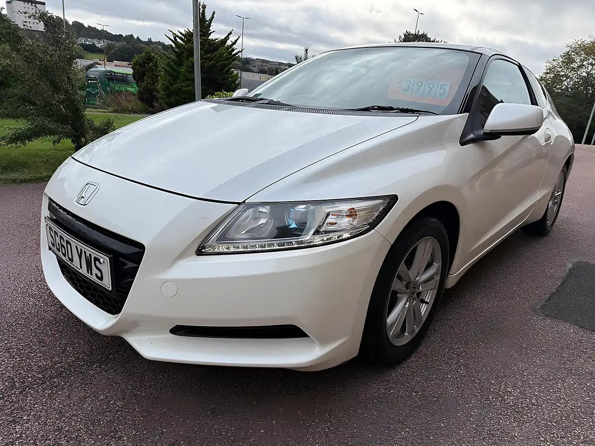 Used 2010 Honda Cr-Z Sport White - Interior and Exterior details 9