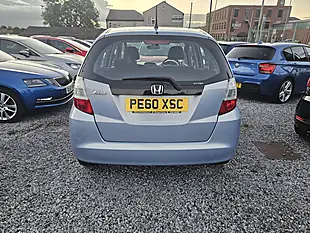 Used 2010 Honda Jazz Es Blue - Interior and Exterior details 6