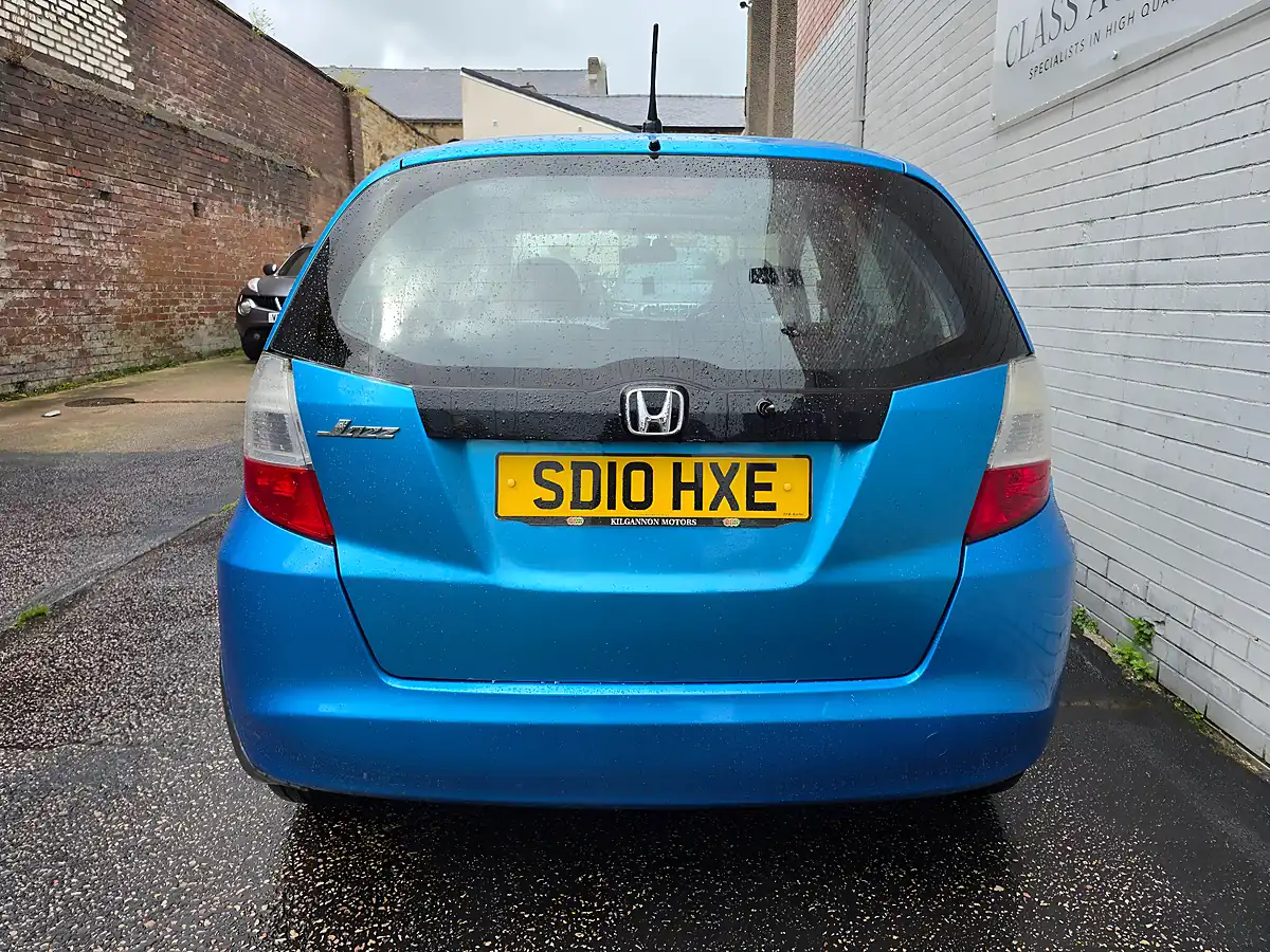 Used 2010 Honda Jazz Ex I-Shift Blue - Interior and Exterior details 15