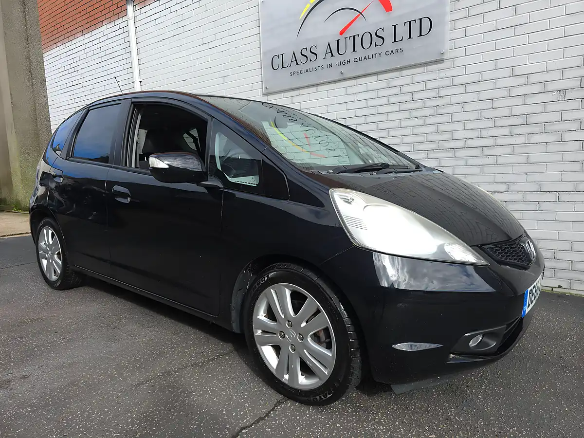 Used 2010 Honda Jazz Ex I Shift Euro 5 Black - Interior and Exterior details 15
