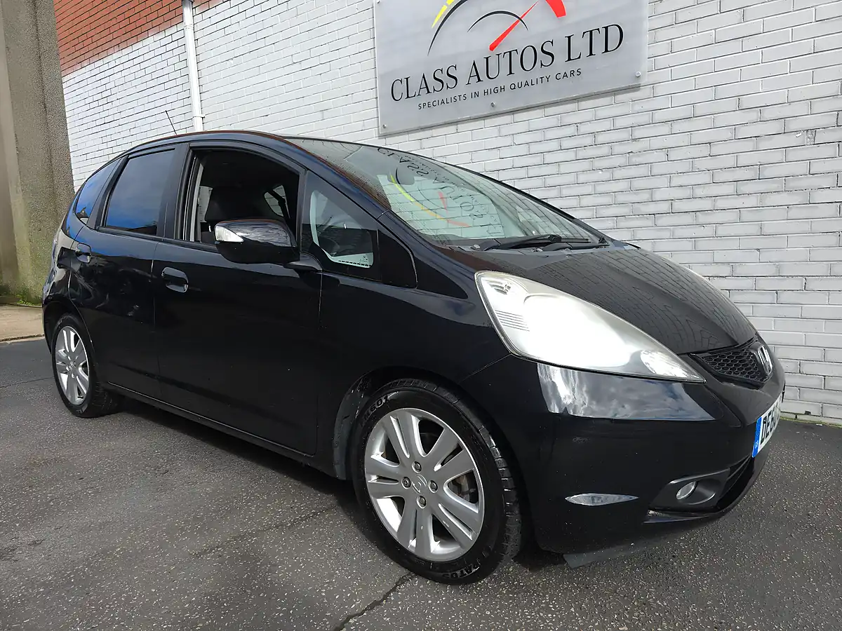 Used 2010 Honda Jazz Ex I Shift Euro 5 Black - Interior and Exterior details 6