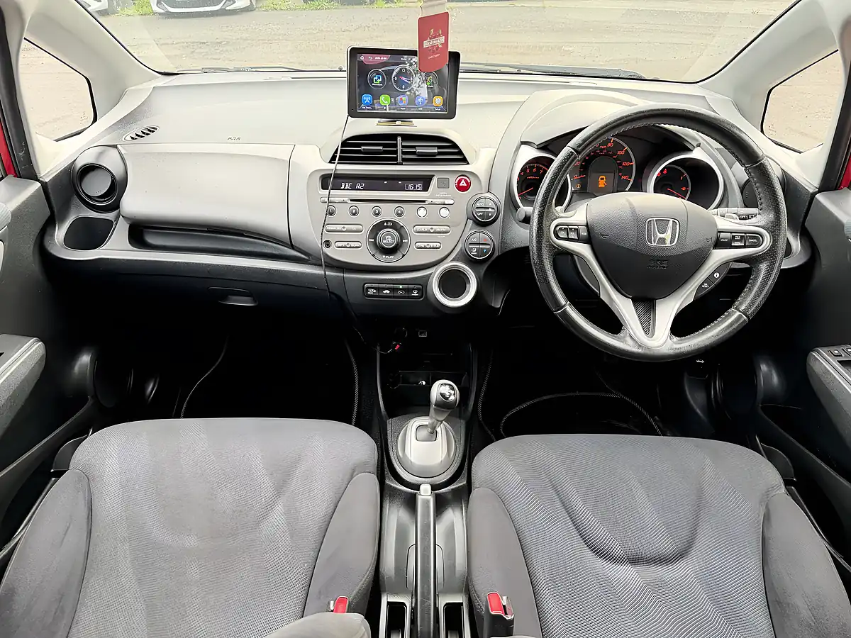 Used 2010 Honda Jazz Ex Red - Interior and Exterior details 7