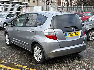 Used 2010 Honda Jazz Ex Silver - Interior and Exterior details 4