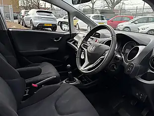 Used 2010 Honda Jazz Ex Silver - Interior and Exterior details 6