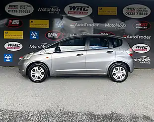 Used 2010 Honda Jazz S Silver - Interior and Exterior details 2