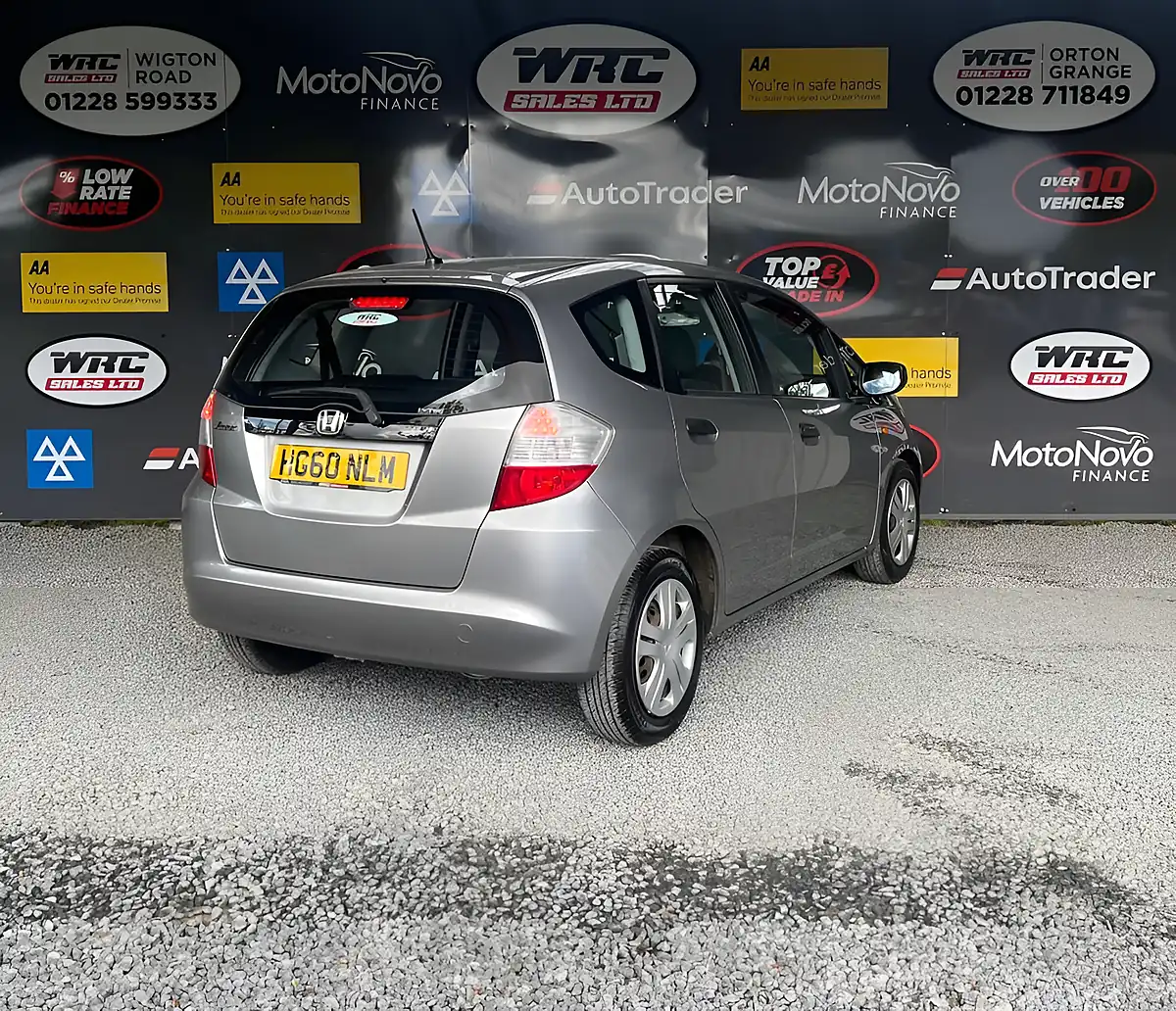 Used 2010 Honda Jazz S Silver - Interior and Exterior details 6